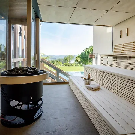 מלון Hirschen Horn גיינהופן