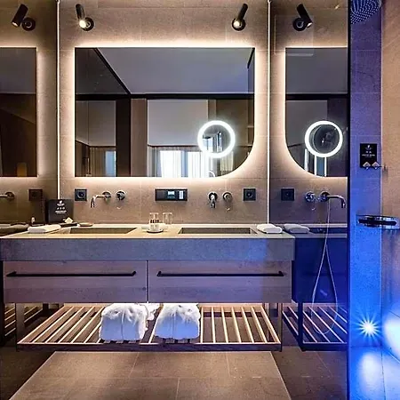Hirschen Hotel 3*